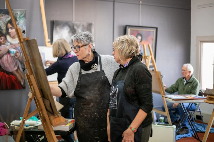 Leoni Duff Community Art Painting Artist 5