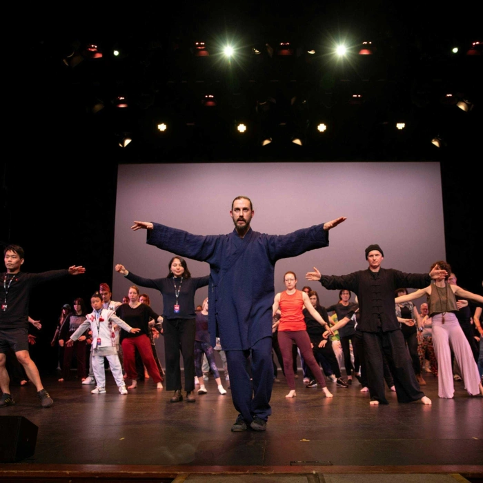 700db524e3ff72e11f624d49b8dd6c7e