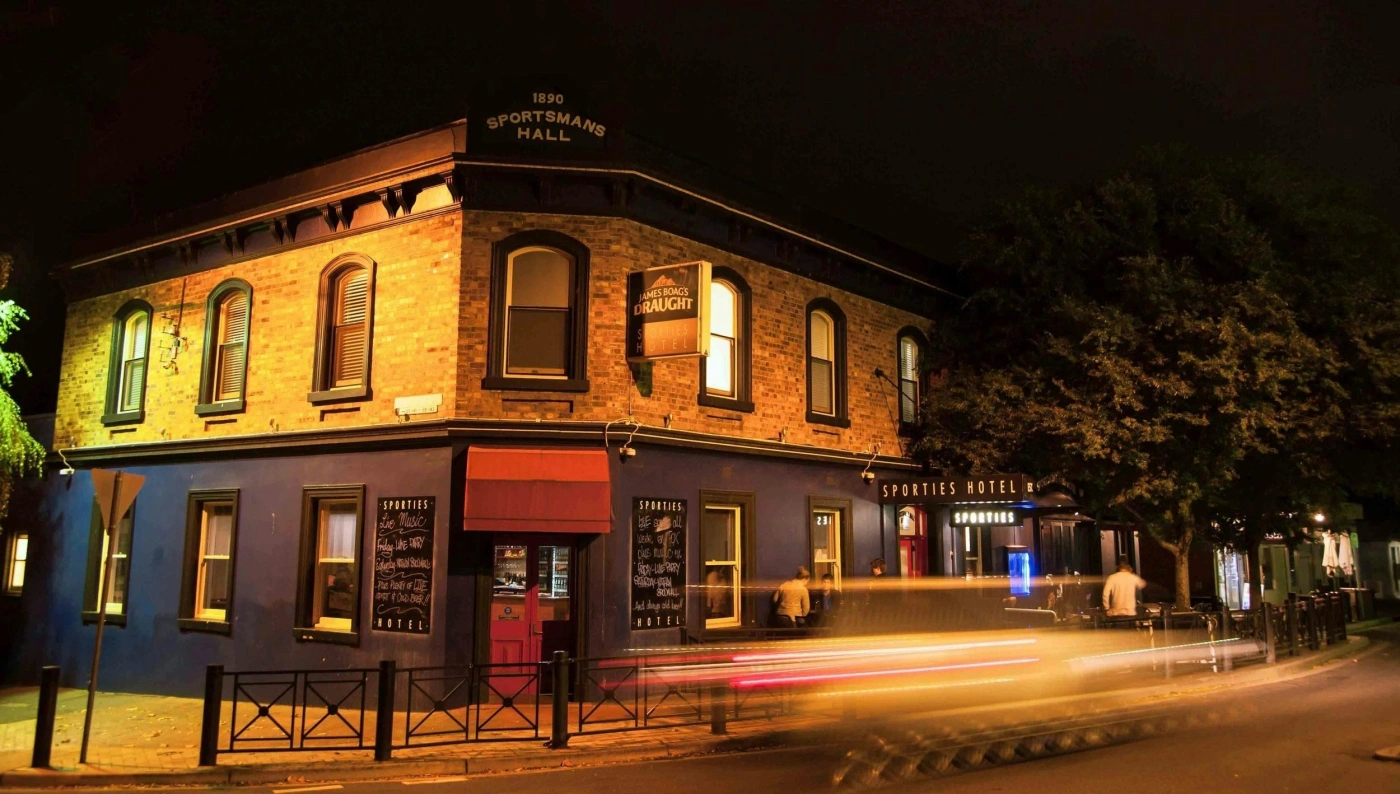 Bb3293004074a4314eeb245fe7474918