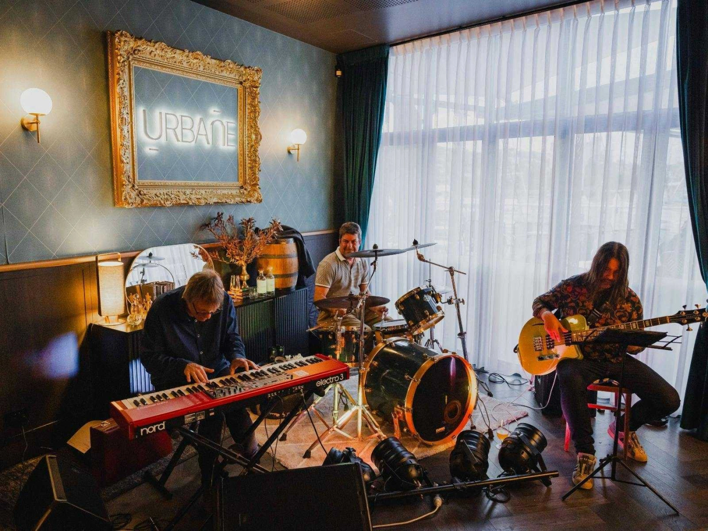 B48fe181df3ec148df8be3702737ed44