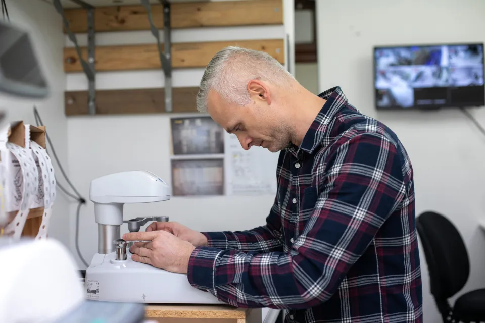 Reflekt Eyewear Glasses Optical Retail health 1