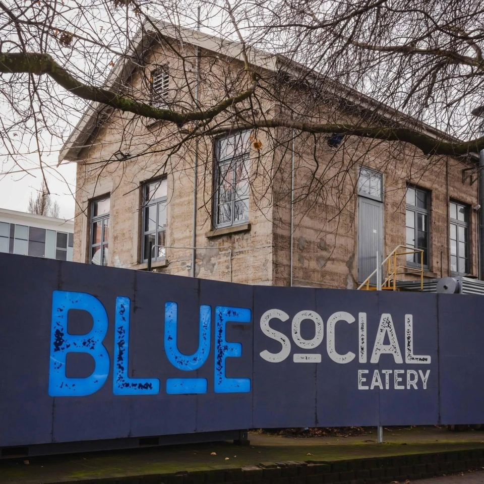 Blue Social8