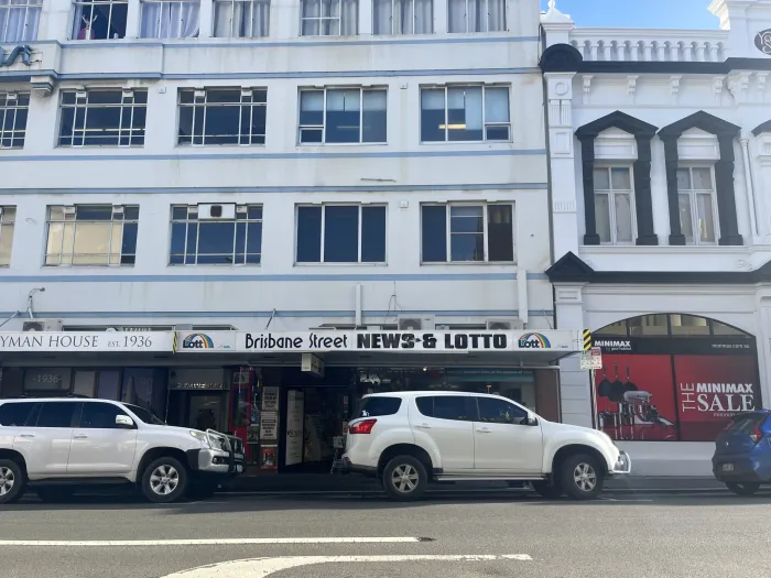 Brisbanestreetnewsandlotto_NH_23_06_001