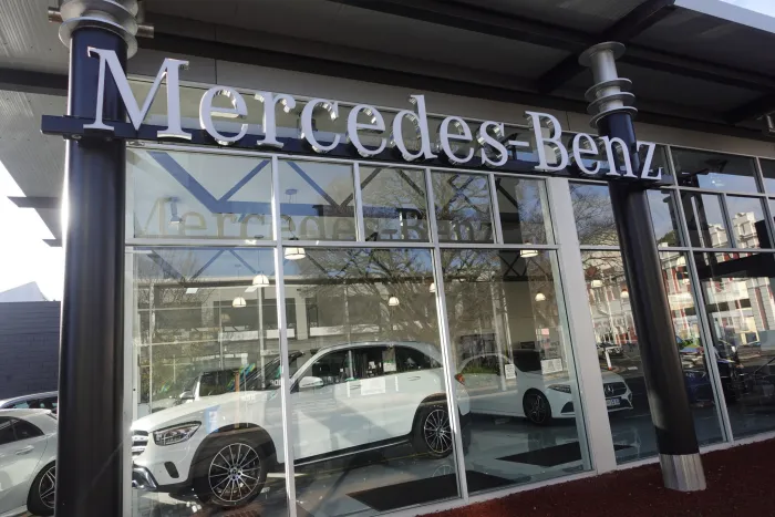 Mercedes Benz DC 23 06 001