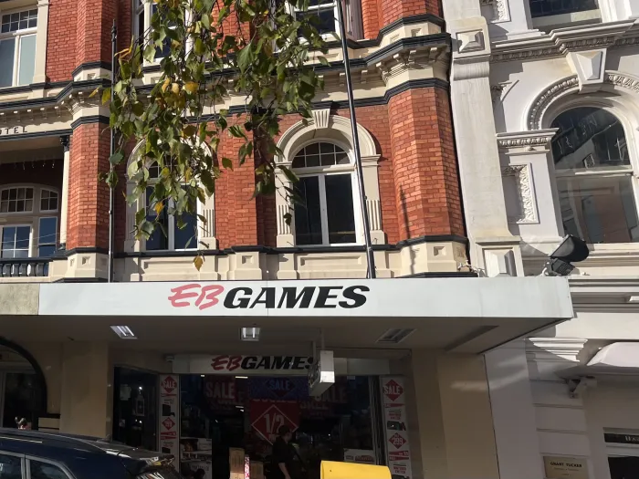 Ebgames_NH_23_06_001