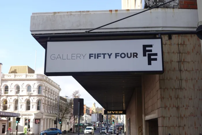 Gallery Fifty Four DC 23 06 003