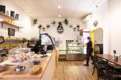 Localhideoutcafe LH 23 06 004