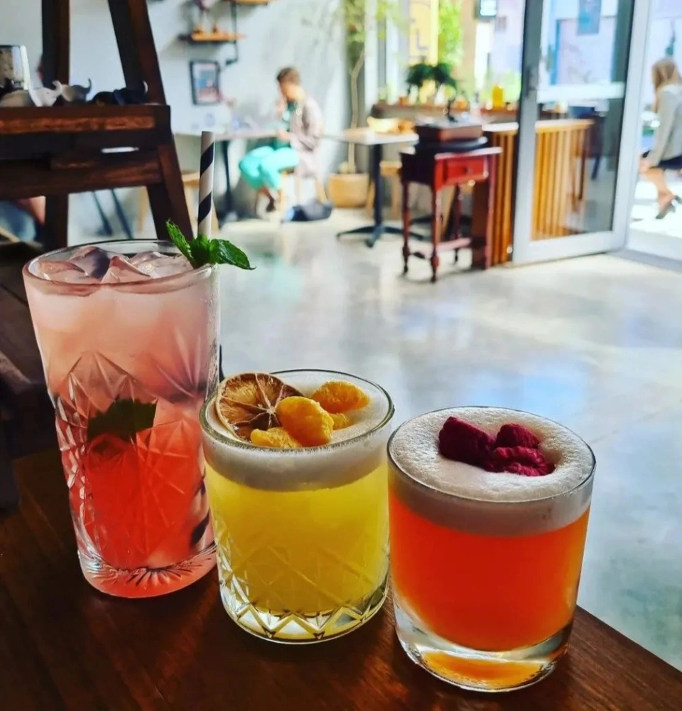 Sunand Moon Eatery 4