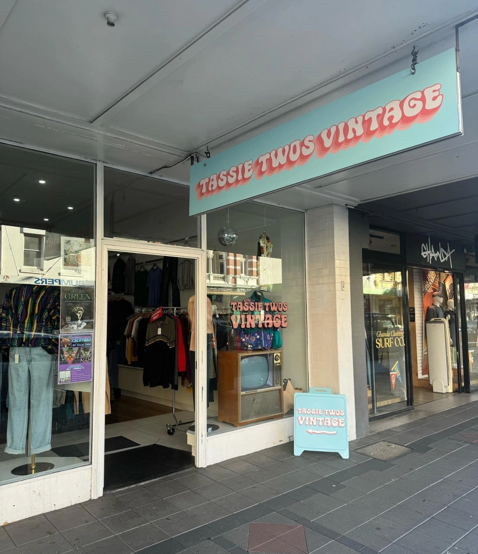 Tassie Twos Vintage1