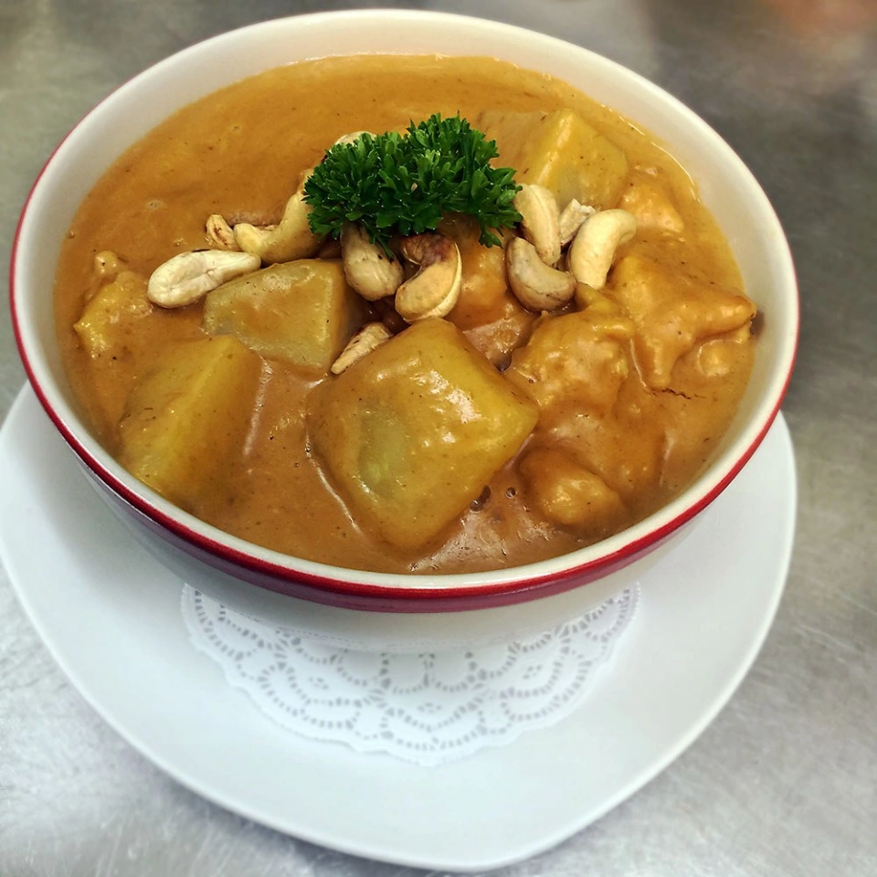 Toong Thong Thai Curry