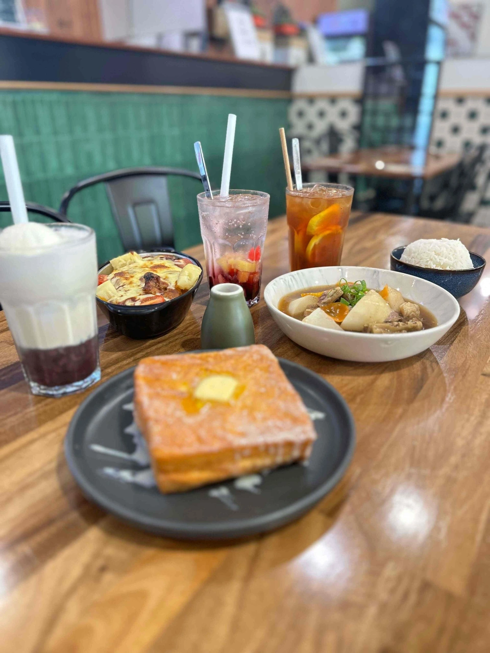 Lil Hong Kong food 1