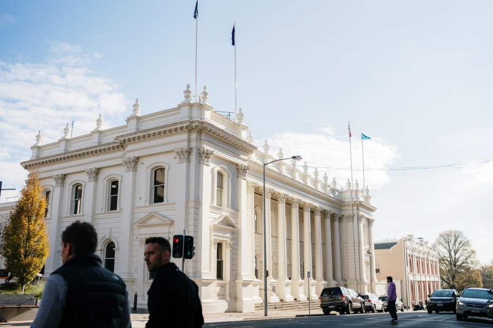 Launnie built history 44