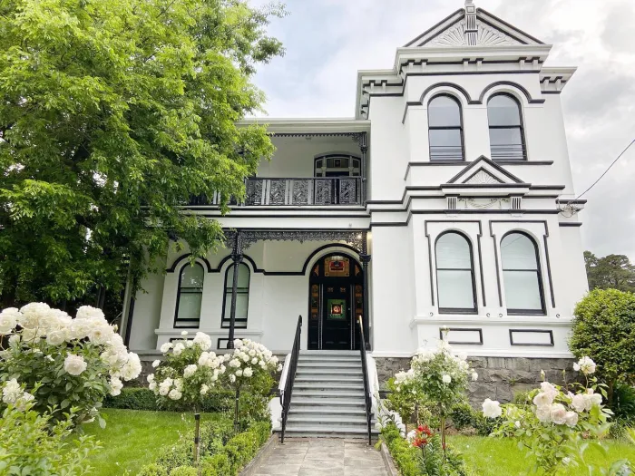 The Florance FB 22 12 001