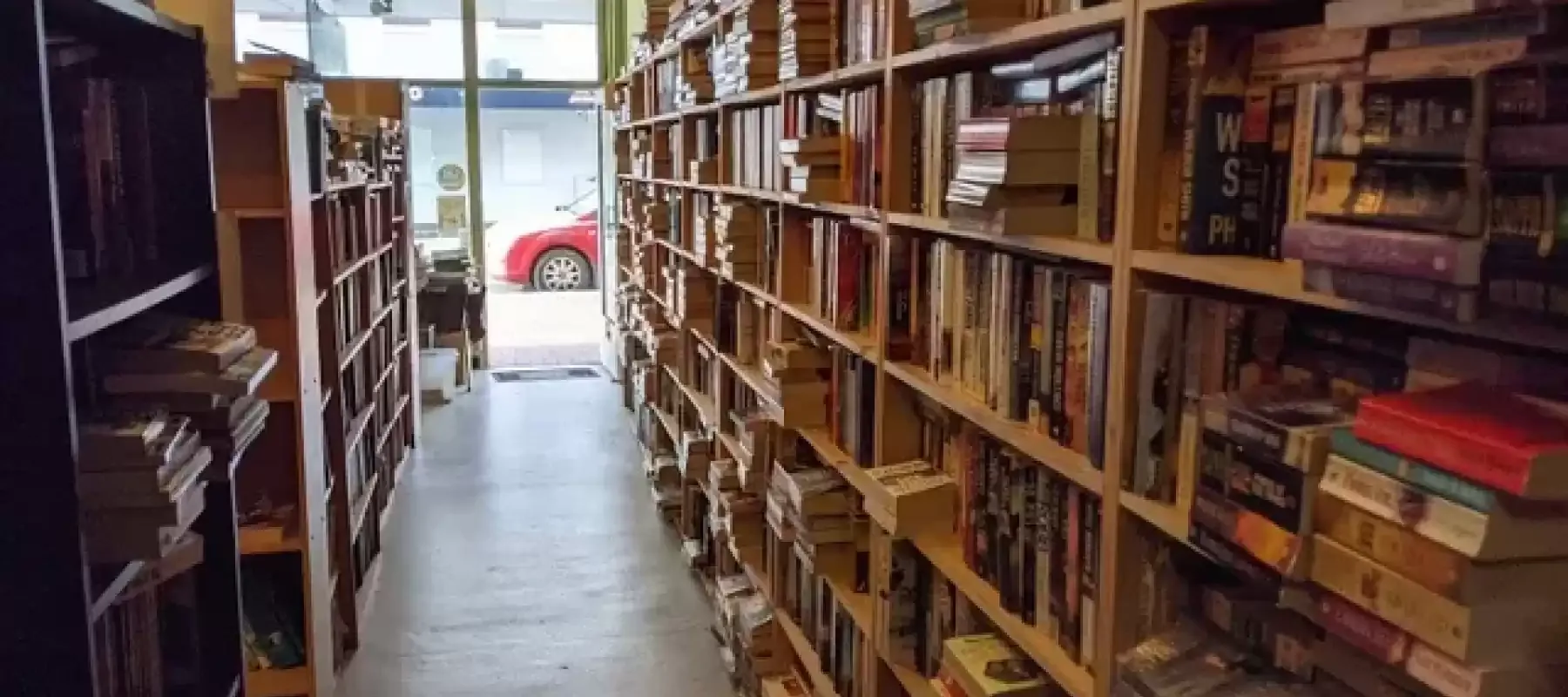 launceston-central-domino-s